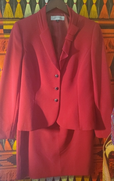 Jupe De Bal Longue Rouge Tahari - Taille 10 - Style A-line Avec Petite Traîne - Très Bon état
